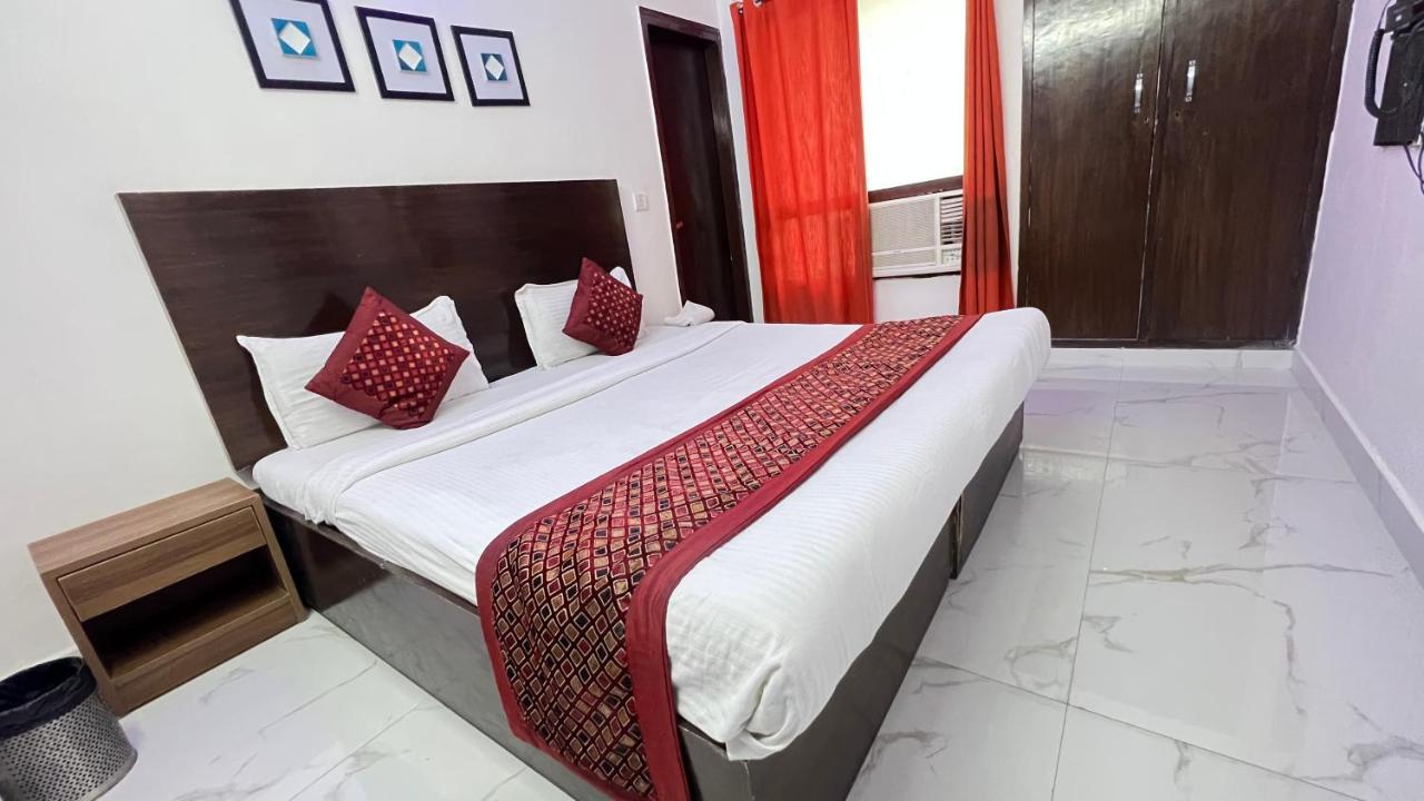 The Dream House Bed & Breakfast New Delhi Exterior photo