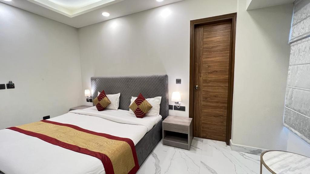 The Dream House Bed & Breakfast New Delhi Exterior photo